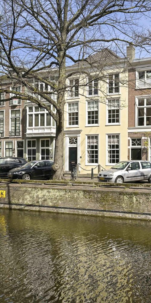 Monumentaal Grachtenpand in Den Haag: Nieuwe Uitleg 18