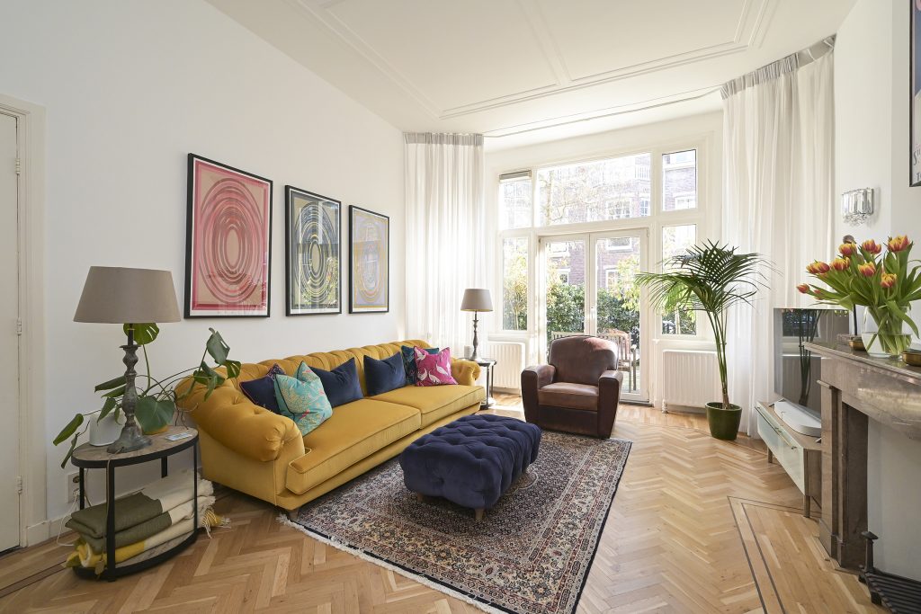 Statig Herenhuis in Benoordenhout: Dedelstraat 10, Den Haag